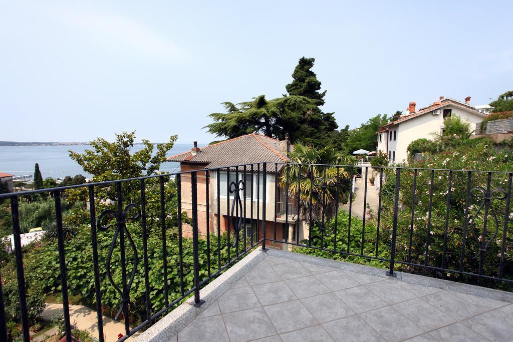 Parenzana Sea View Apartments Sk Portoroz Exterior photo