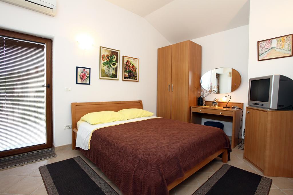 Parenzana Sea View Apartments Sk Portoroz Exterior photo