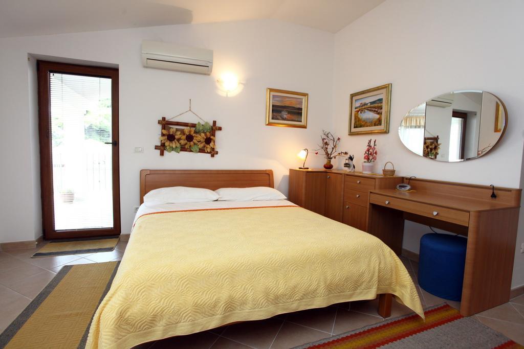 Parenzana Sea View Apartments Sk Portoroz Exterior photo